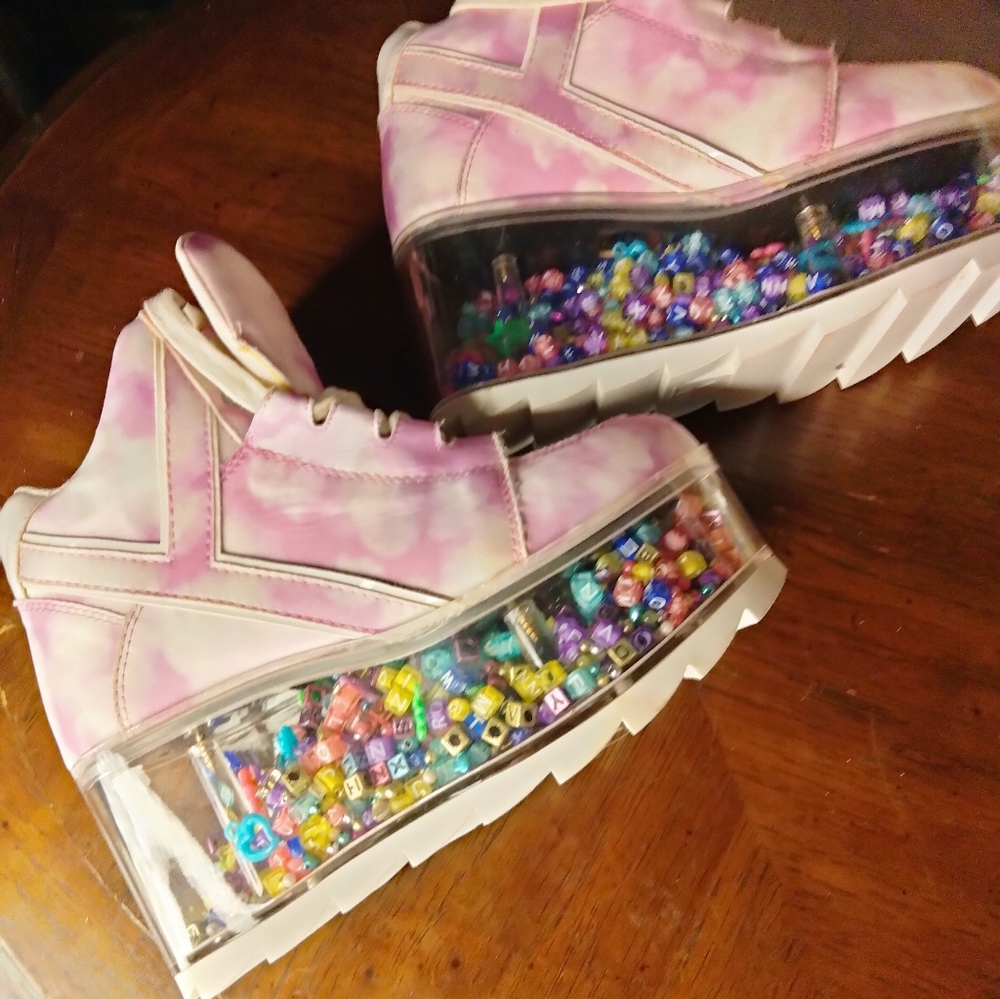 Women's size 6 YRU platform sneakers purple/white clear bottom sm squa…